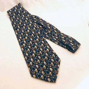 #1583 VTG GIO GALANT GOLF THEME VINTAGE NECKTIE 54 IN X 4 IN